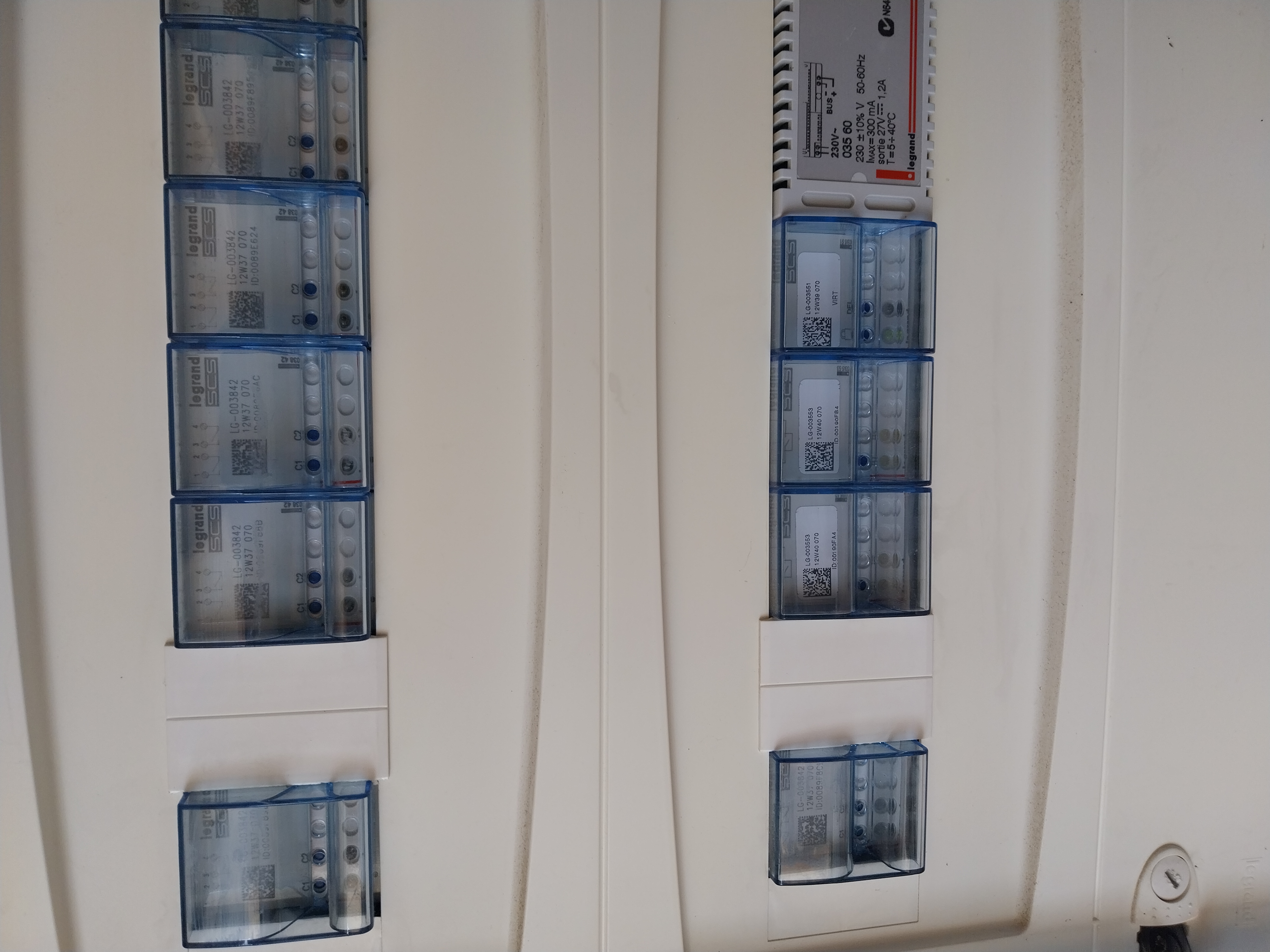 20241112_093830 Contrôle d'accès Système de sécurité Terminal de reconnaissance faciale